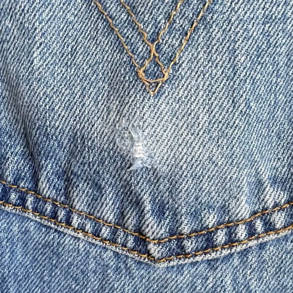 Levi’s 501 Vintage 90s Jeans Men’s W34 L32 (34x30.5) Med Wash grunge western